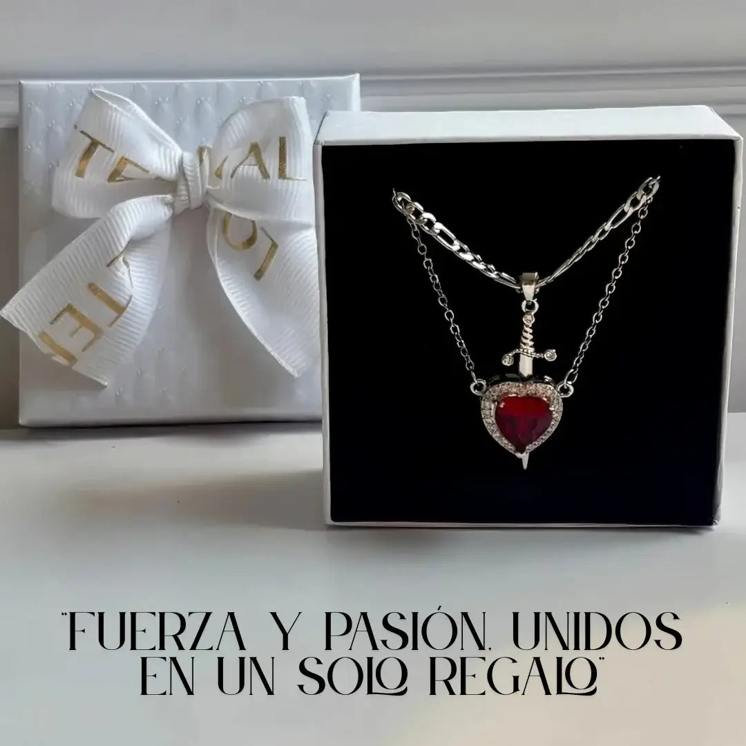 COLLAR CORAZÓN ESPADA💖. Elegancia, estilo y significado. Incluye caja de presentación 🎀