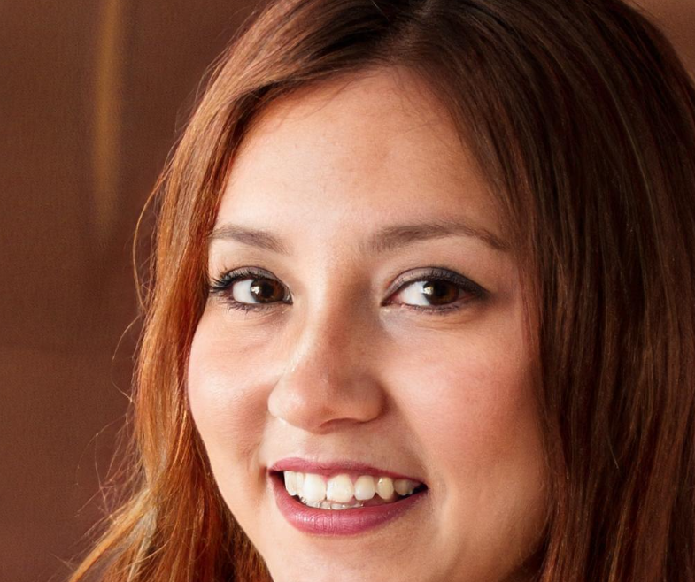 <em>Karla Morales ( 25 años)</em>